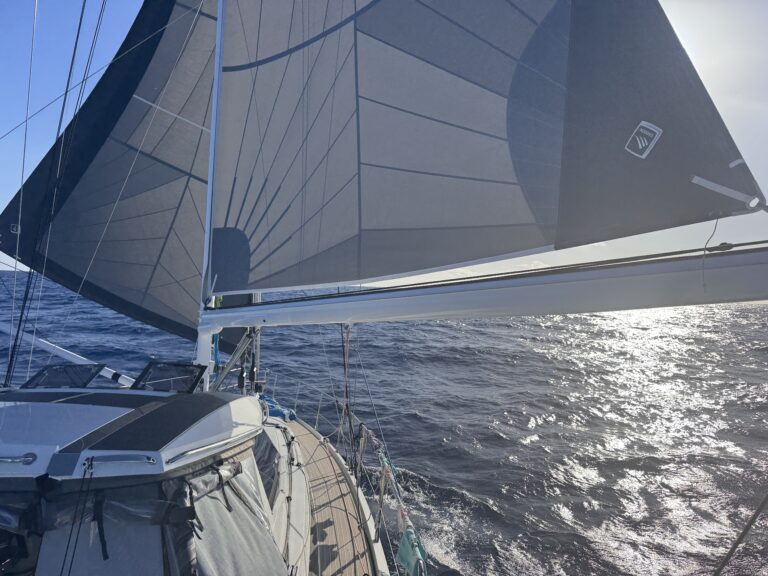Galapagos – Marquesas – W 3 and ARRIVAL